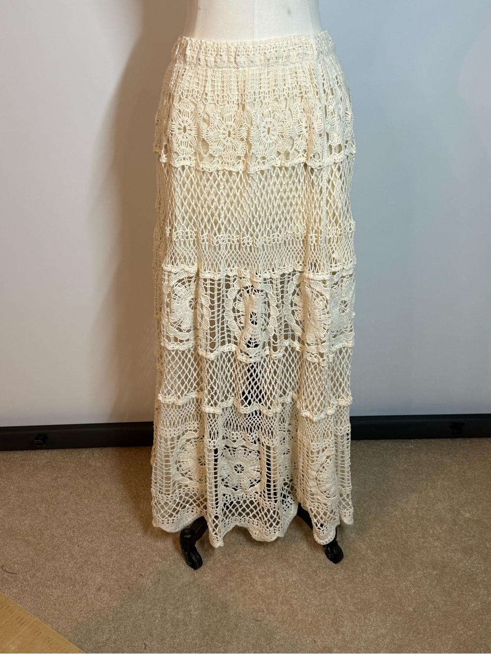 POL Crochet Maxi Skirt in Cream